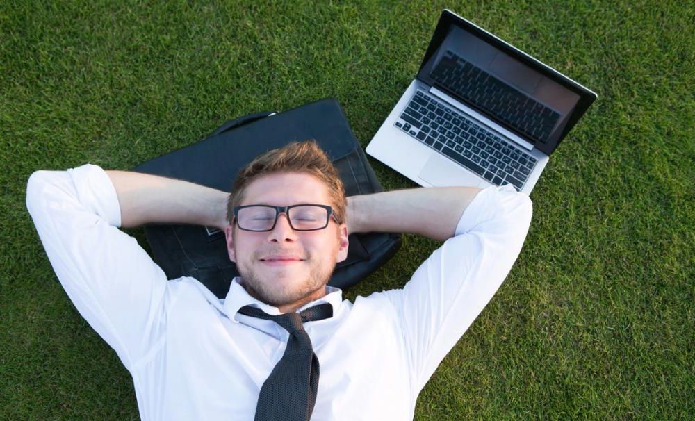 Ảnh hưởng của tư thế đến trải nghiệm làm việc và thư giãn